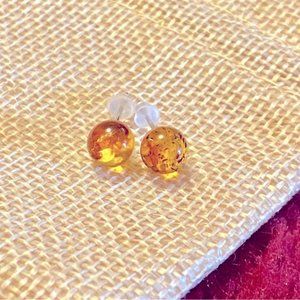 Genuine ?Baltic ?Amber ?sterling silver Stud Earrings ?